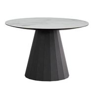 �_�C�j���O�e�[�u���@�s���[�P�P�O�@�v�g