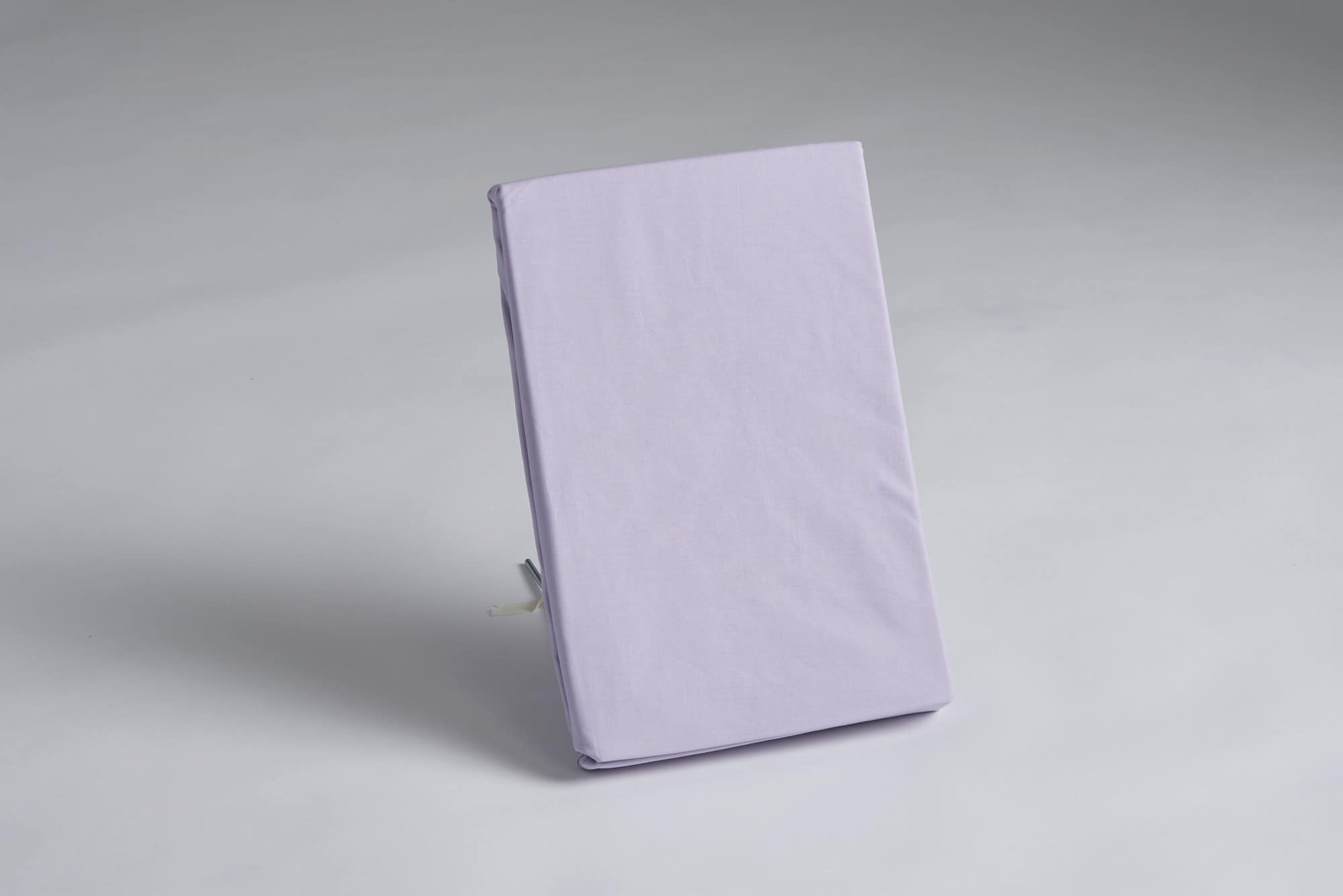 ボックスシーツ　クイーン1用　３６Ｈ　パープル:《綿１００％を使用したボックスシーツ》