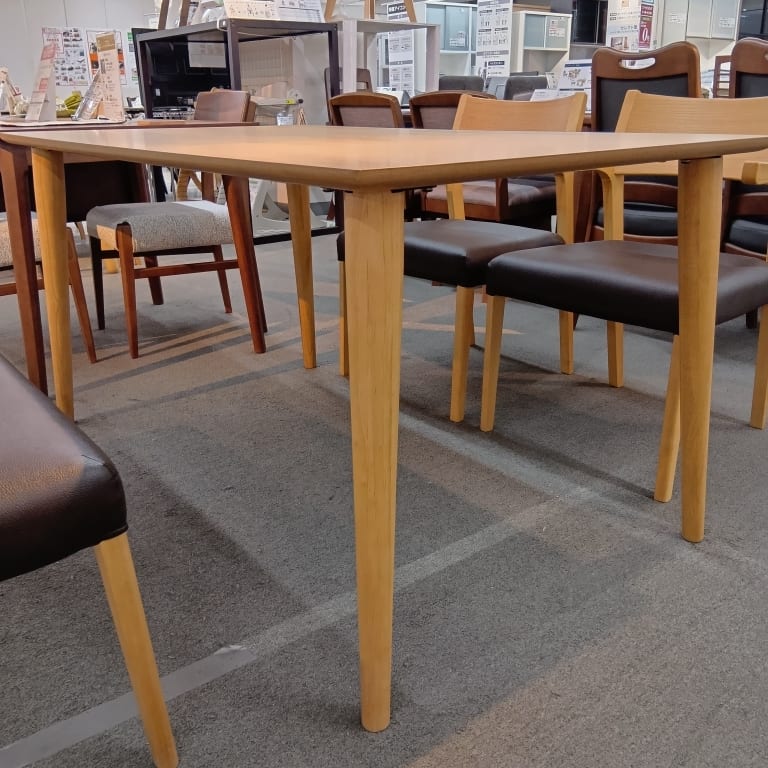 地域限定送料無料　高級マンション展示場未使用品　ダイニング５点セット 地域限定送料無料 高級マンション展示場未使用品 ダイニング5点