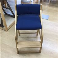 【和光店　関東一部地域限定　展示特価品】　キッズチェア　木製チェア　頭の良い子を目指す椅子　E-TOKO