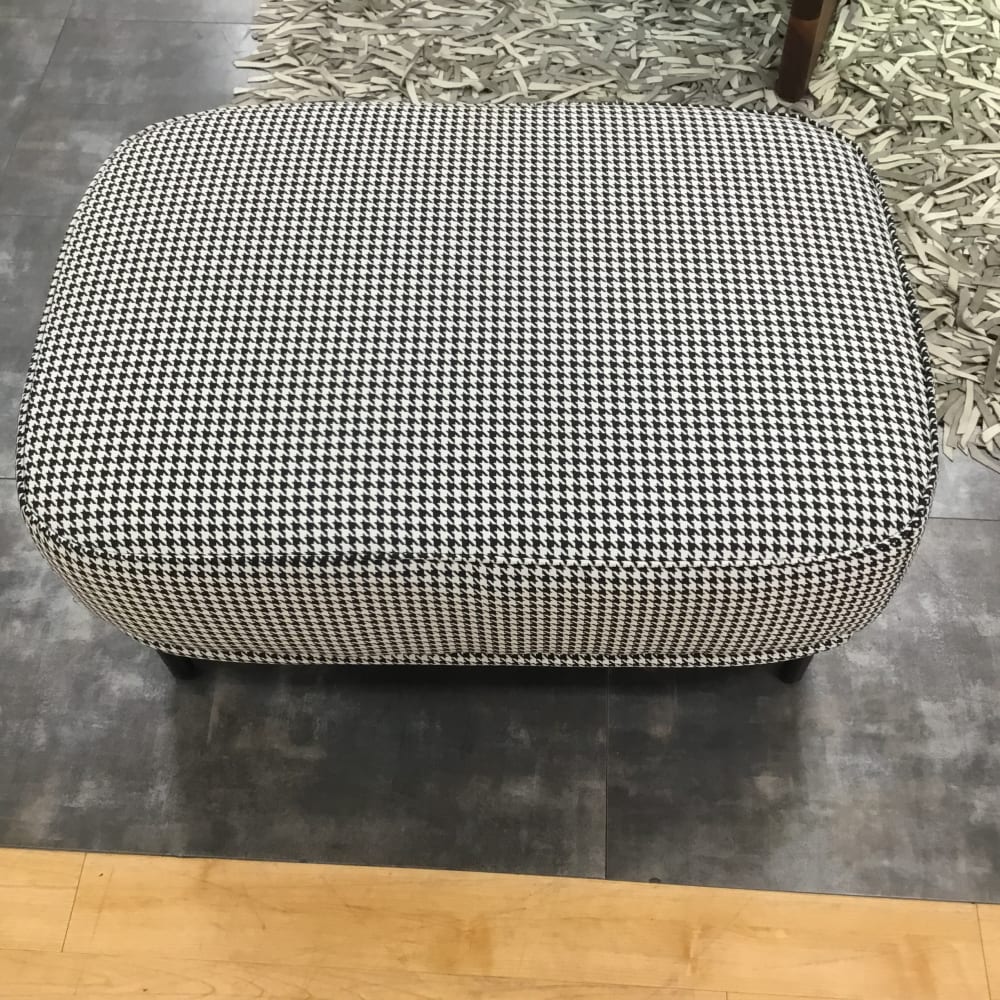【ホームズ川崎大師店 関東一部地域限定 展示特価品】 スツール RFSTA