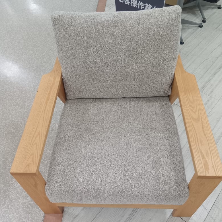 【ホームズ中野本店　関東一部地域限定　展示特価品】　１人掛けソファ　FOAM06用　C肘　1SクッションレギュラーCHIV