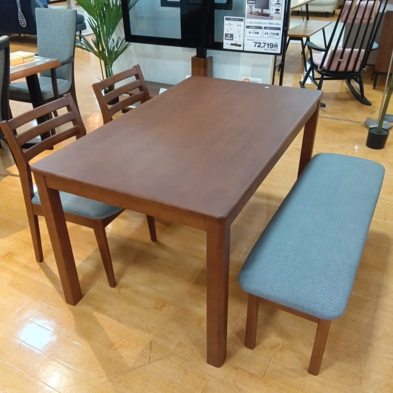 【大和店 関東一部地域限定 展示特価品】 ダイニング4点セット CCMSベンチ4点セット
