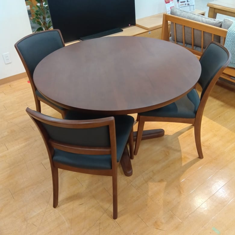 【大和店 関東一部地域限定 展示特価品】 ダイニング4点セット ダイニングテーブル CCM4110パイX店番 ダイニングチェア CCM4 081